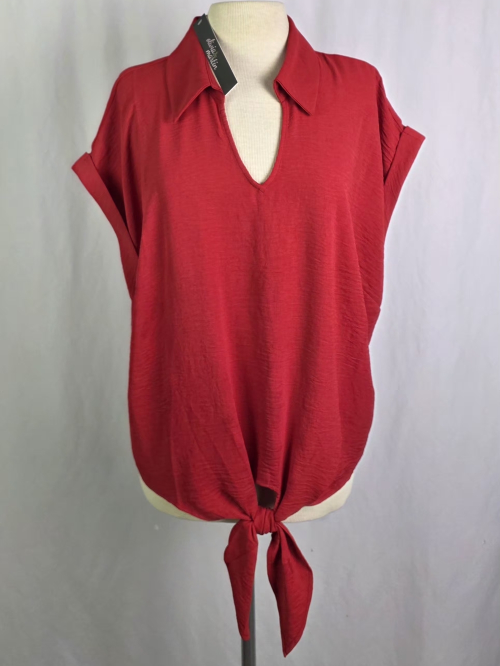Olivia & Martin Short Sleeve Collared Tie-Hem Red Blouse Size 2X NWT